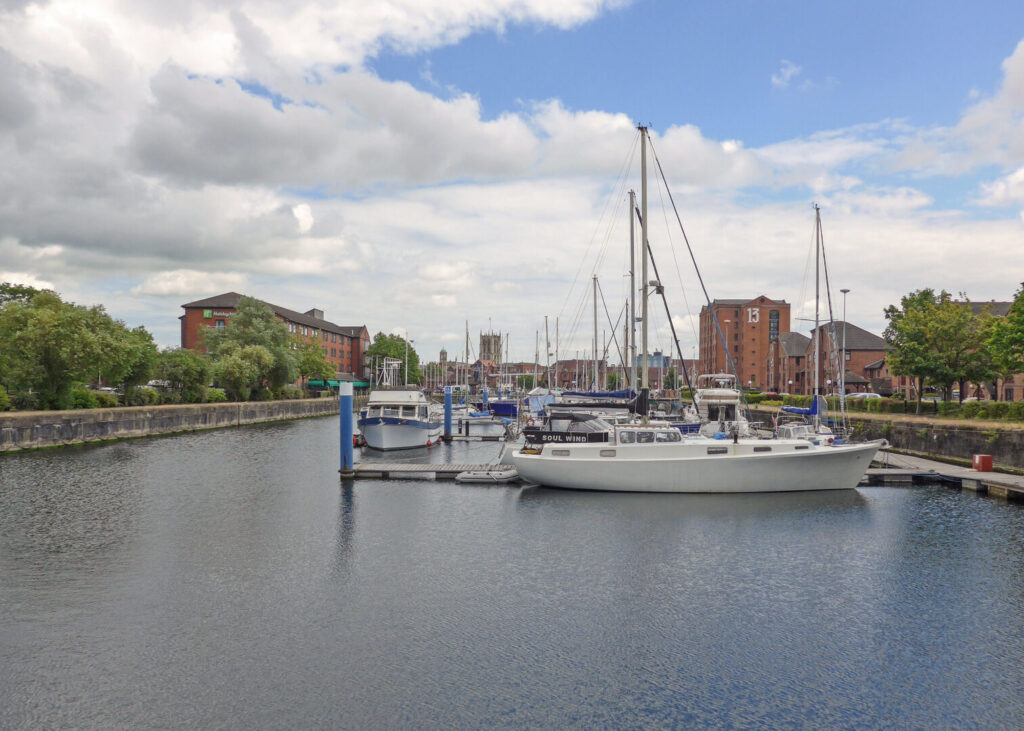 Railway Dock, Hull photo by Tim Green